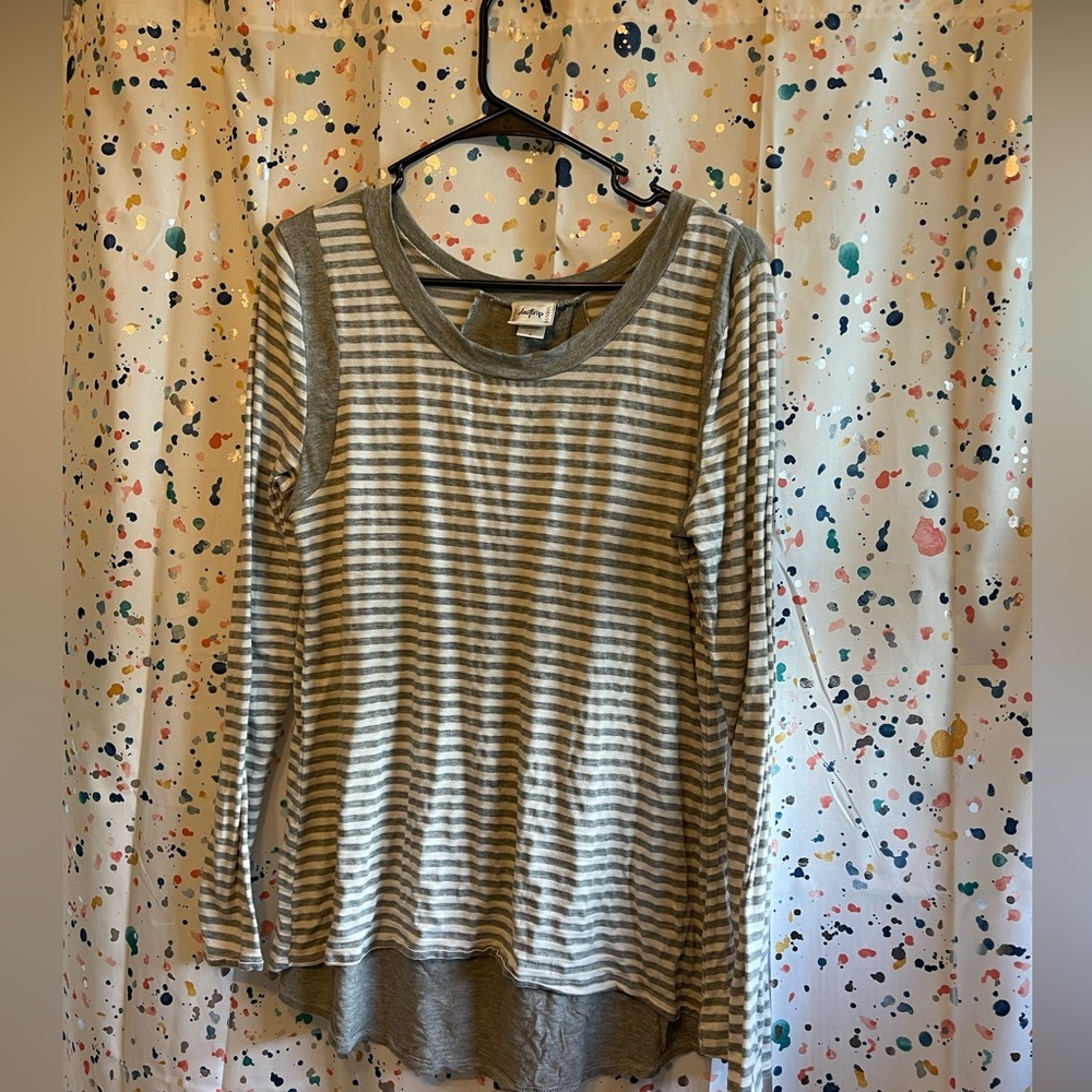 Daytrip grey and white striped hi-lo style long sleeve shirt